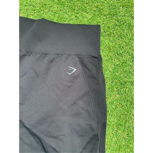 NEW NWOT GYMSHARK VITAL 7” SEAMLESS BLACK HEATHER BIKER SHORTS sz L - Picture 3 of 7